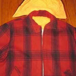 Vintage 1970s Tartan Sportsman Outdoors Jacket